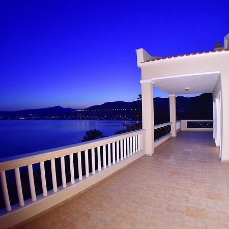 Palio Suites PalaiónTsiflíkion Exterior foto
